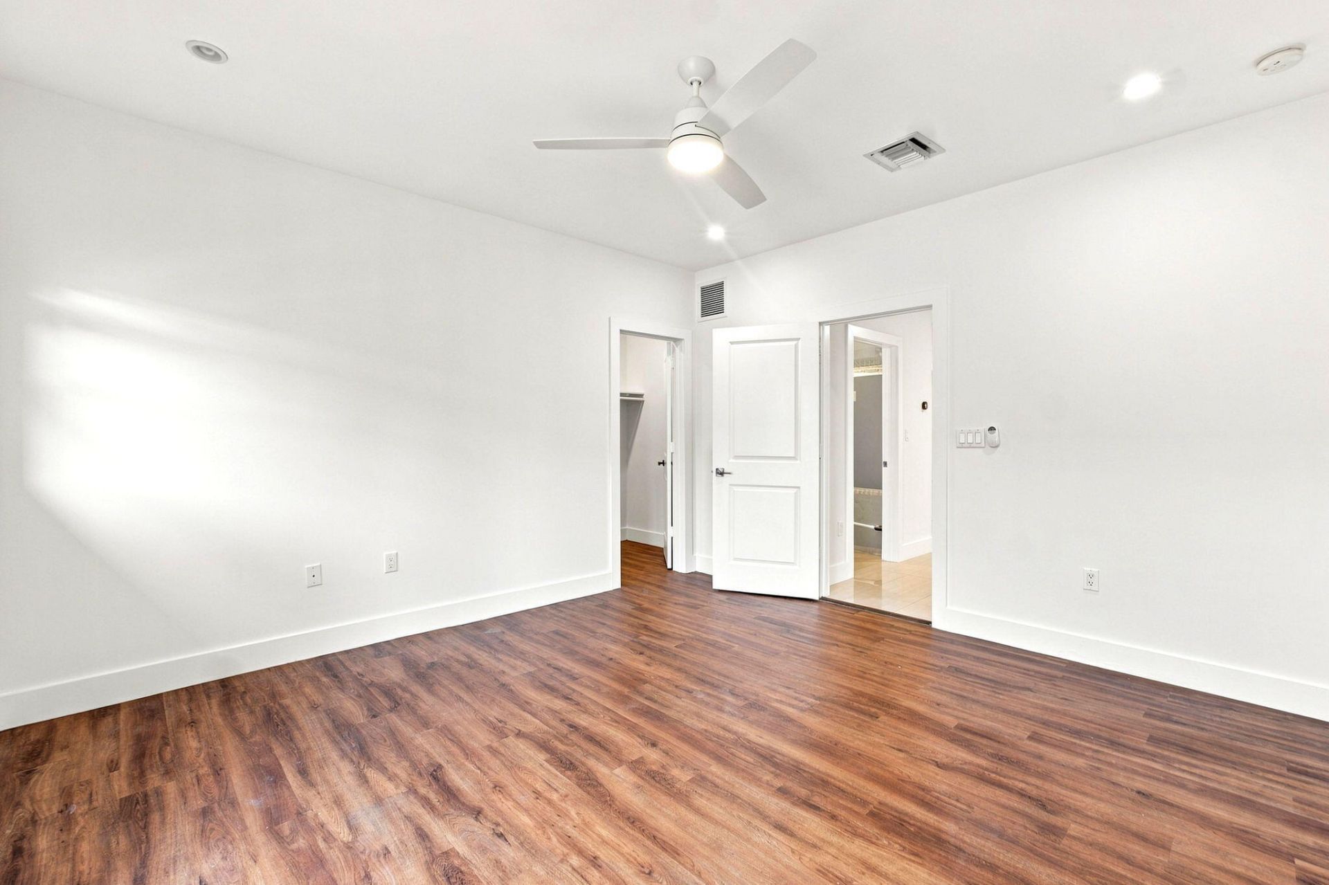 432 SE 16th Street, Unit 432, Fort Lauderdale, FL 33316 Photo