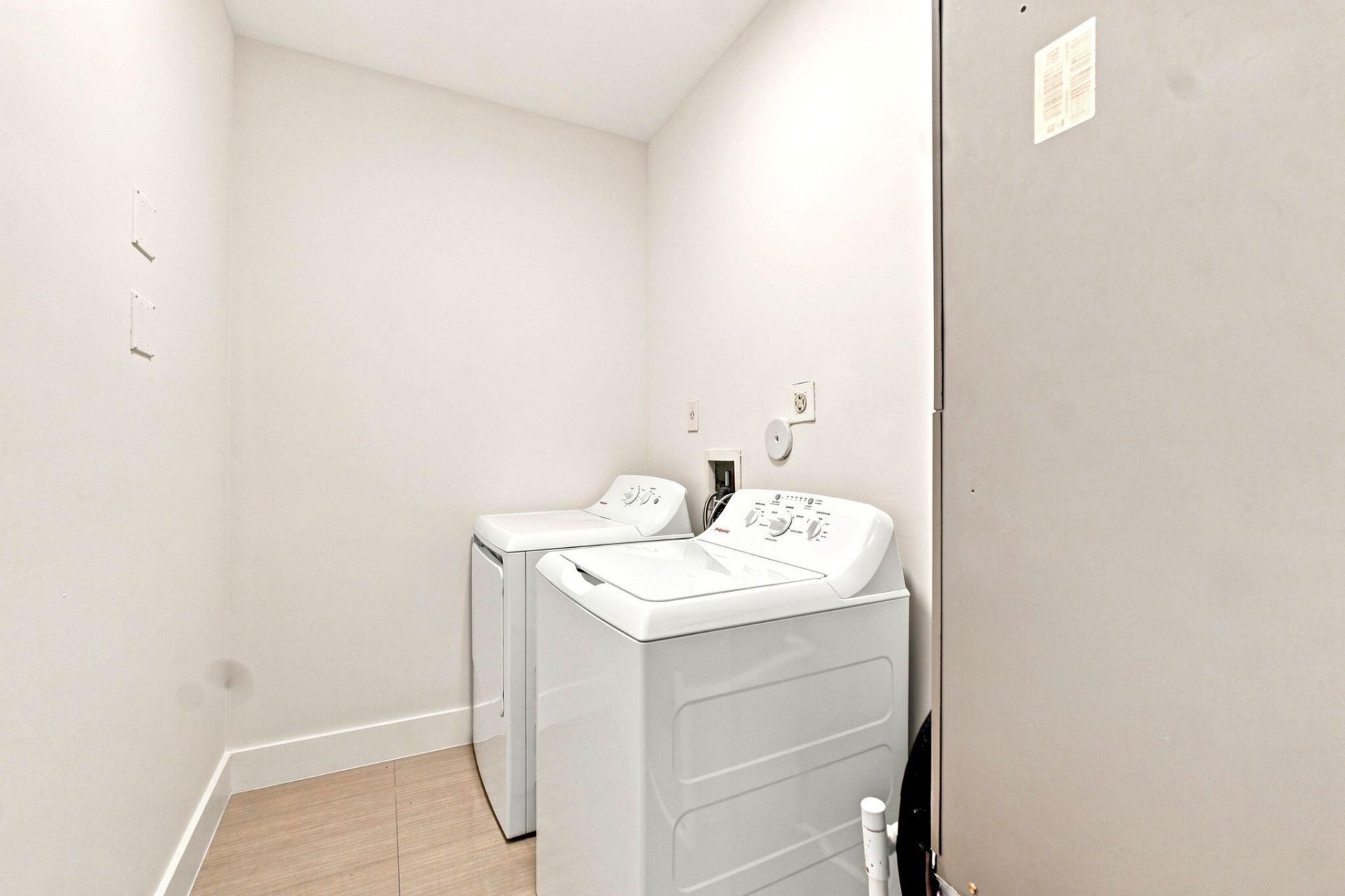 432 SE 16th Street, Unit 432, Fort Lauderdale, FL 33316 Photo