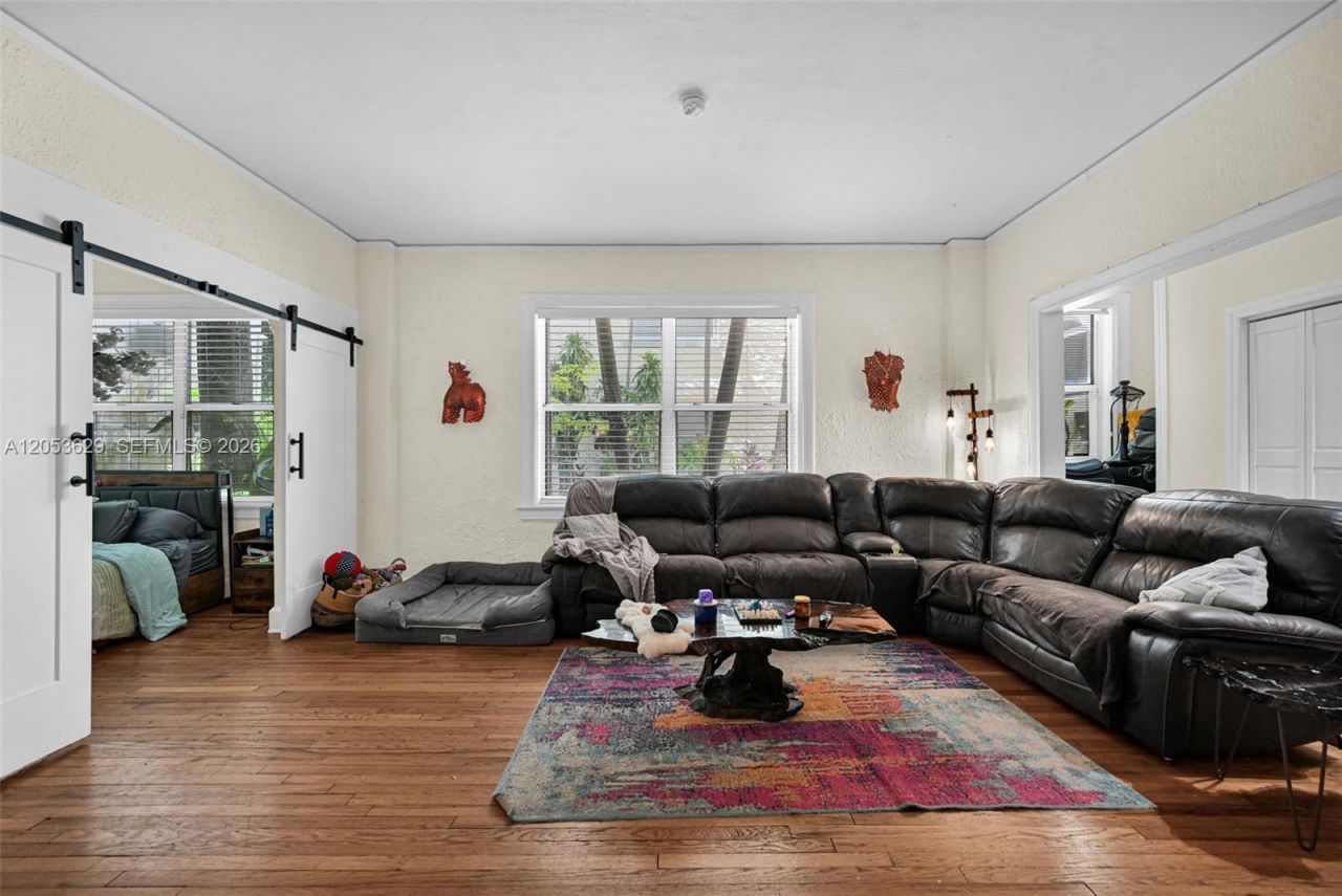 900 16th St, Unit 104, Miami Beach, FL 33139 Photo