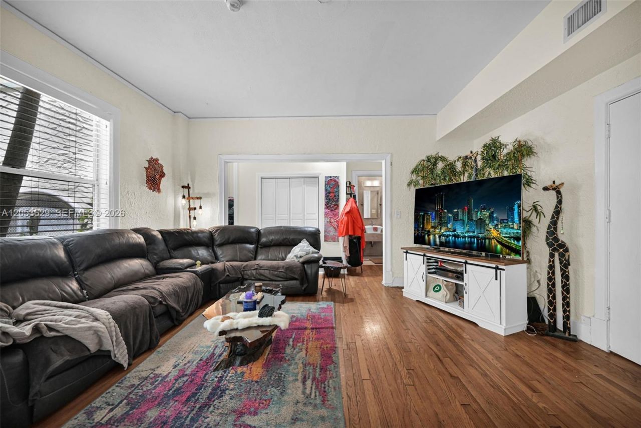 900 16th St, Unit 104, Miami Beach, FL 33139 Photo