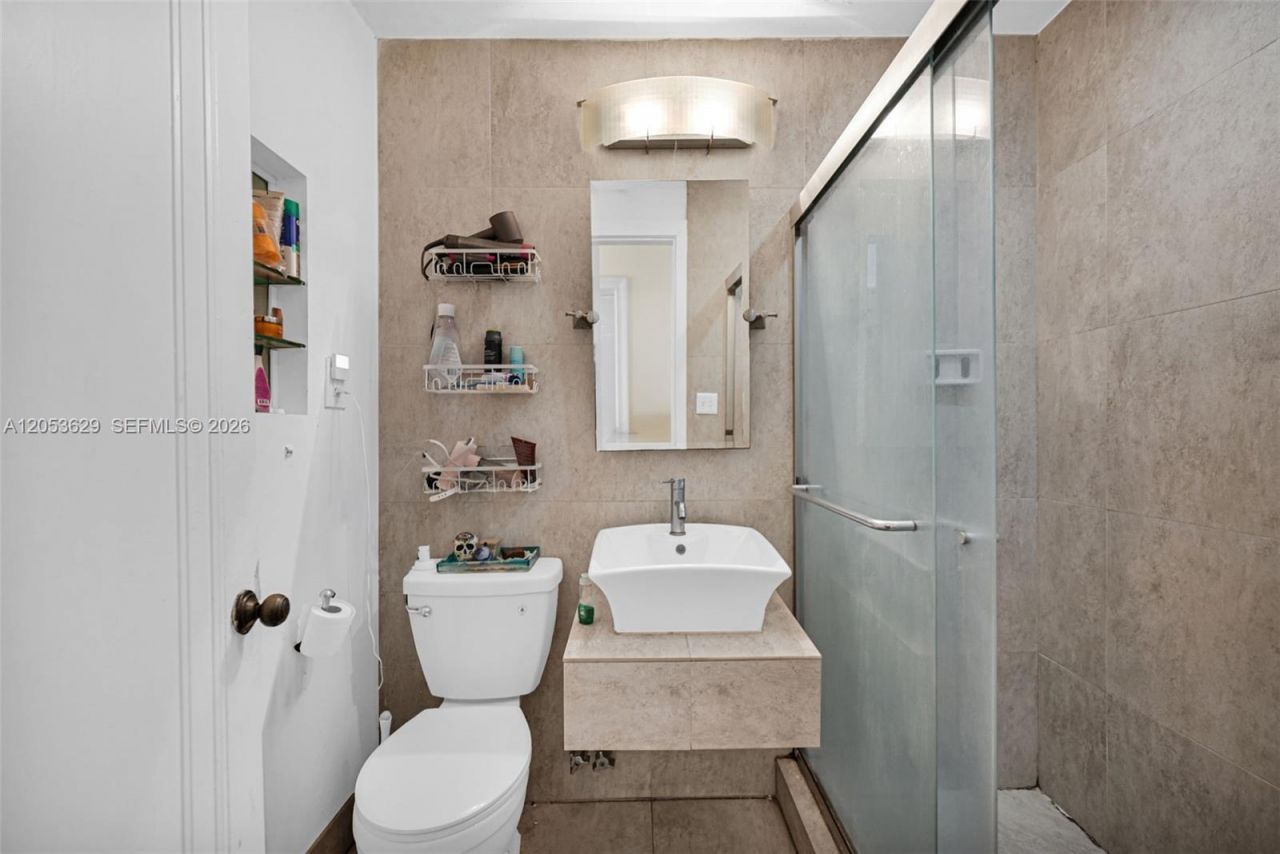 900 16th St, Unit 104, Miami Beach, FL 33139 Photo