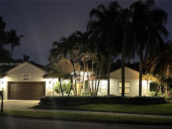 894 Spoonbill Cir, Weston, FL 33326