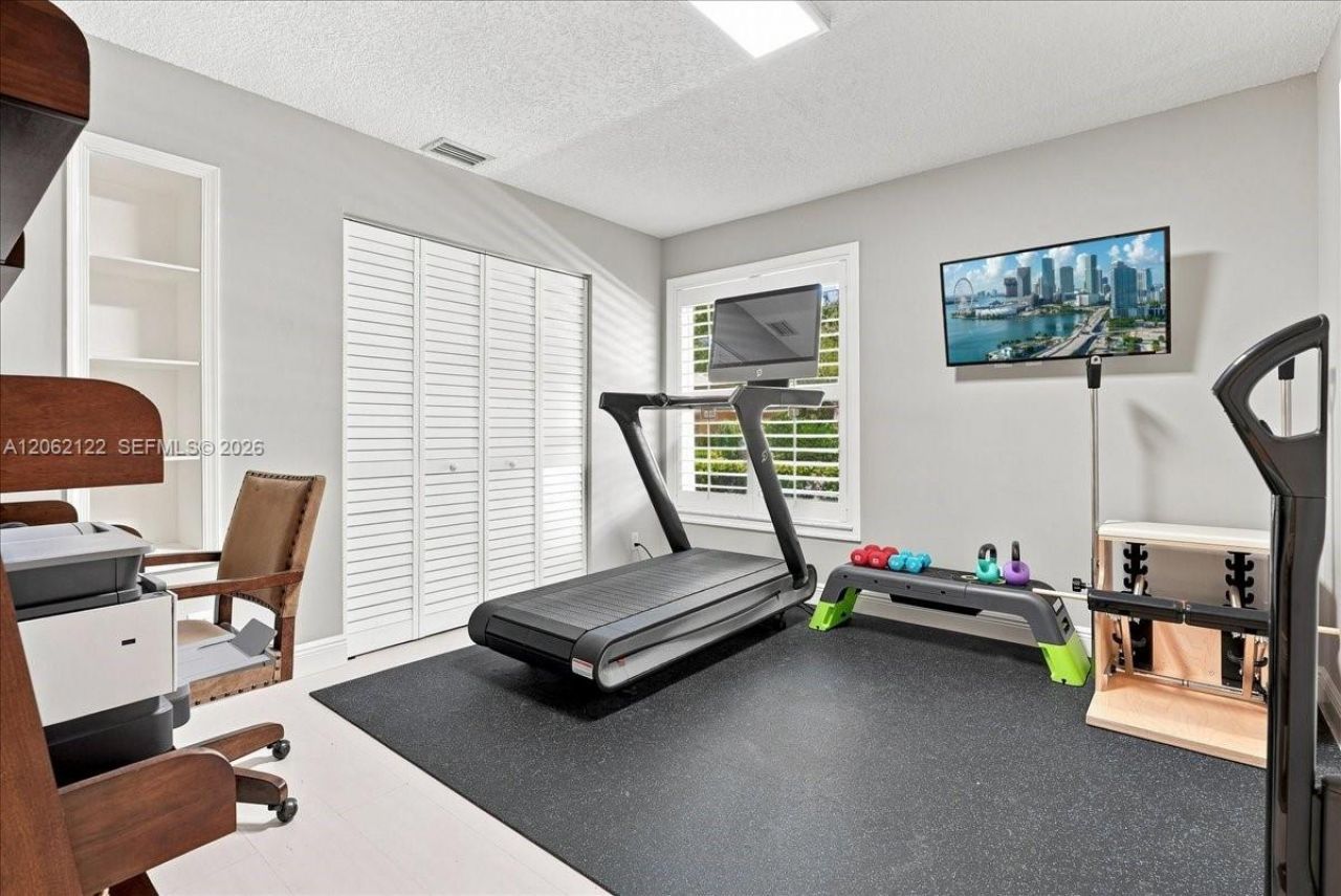 894 Spoonbill Cir, Weston, FL 33326 Photo