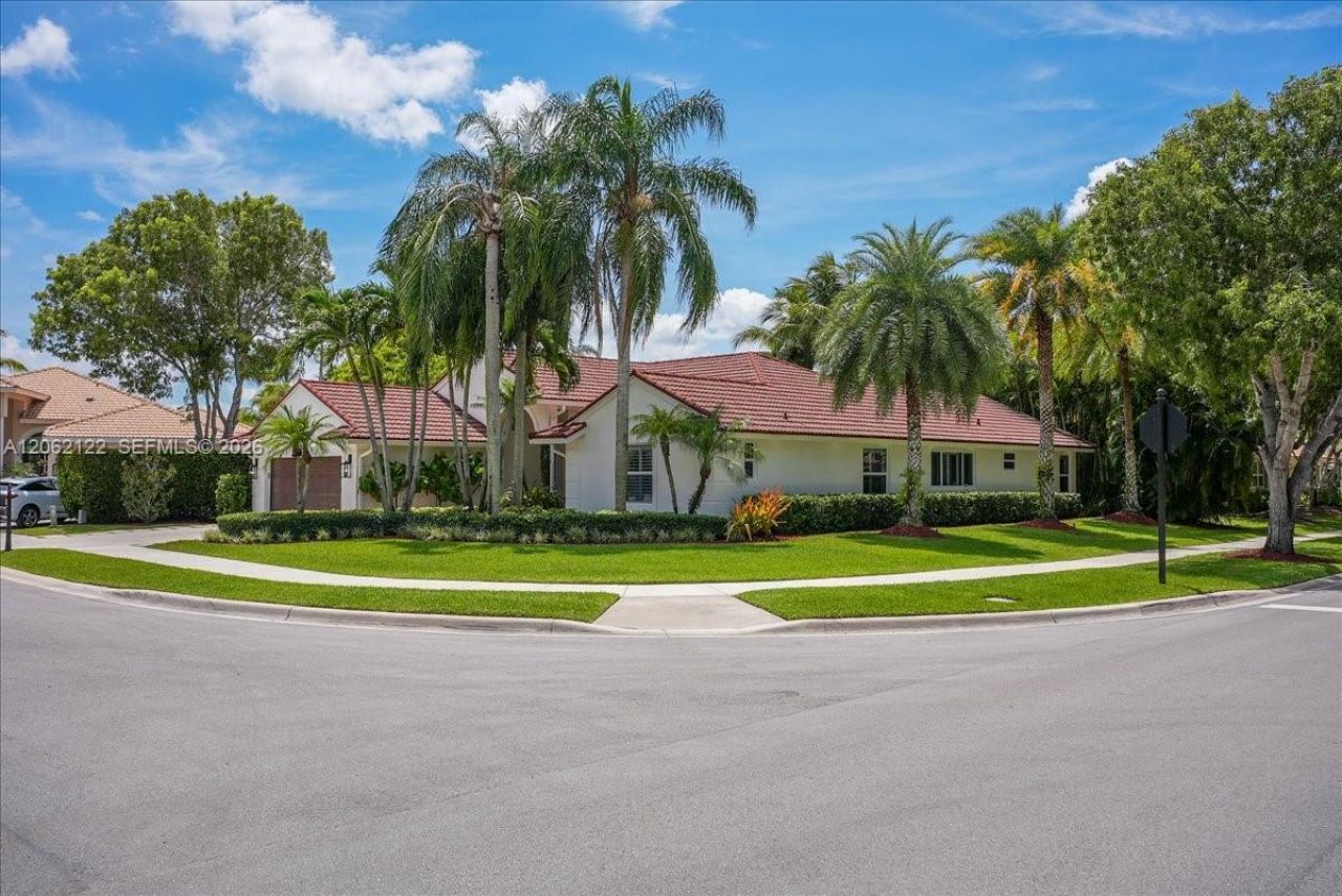 894 Spoonbill Cir, Weston, FL 33326 Photo