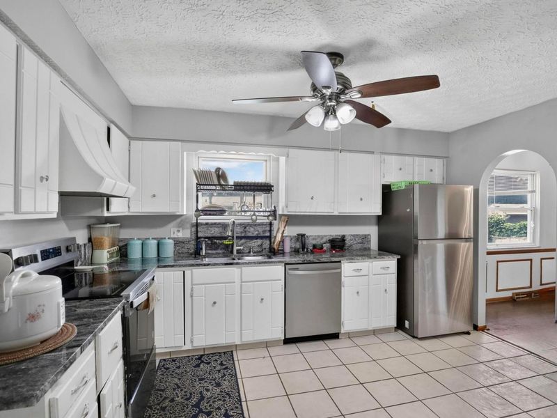 5071 Treeridge Street , Columbus, OH 43229 Photo 13