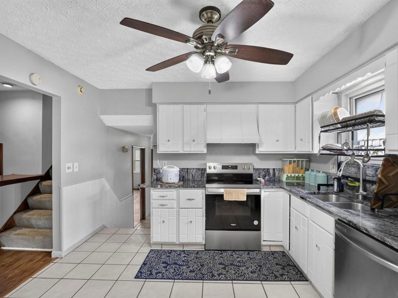 5071 Treeridge Street , Columbus, OH 43229 Photo 14
