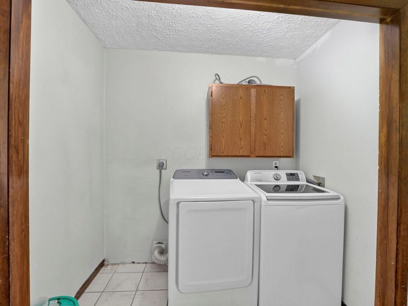 5071 Treeridge Street , Columbus, OH 43229 Photo 22