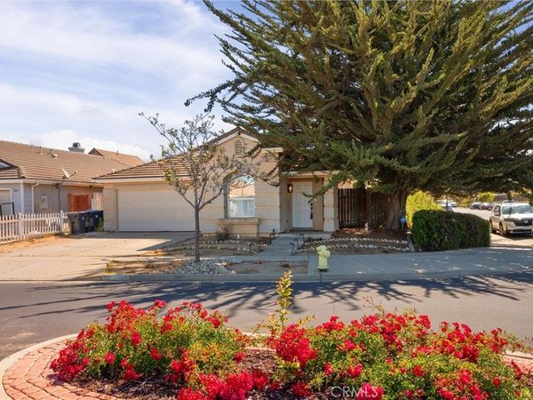 2208 Pullman Avenue, Santa Maria, CA 93458