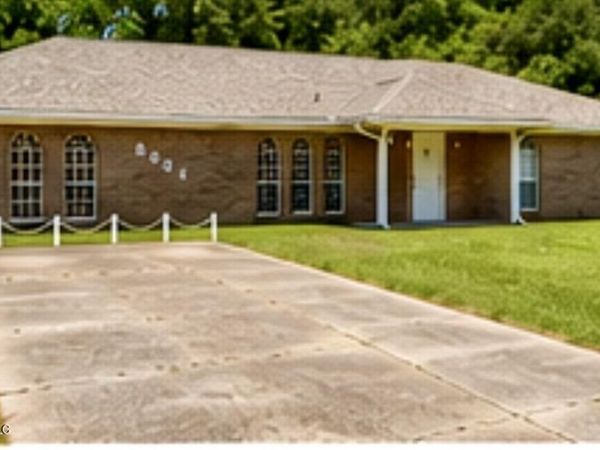 8004 Berwick Court, Ocean Springs, MS 39564