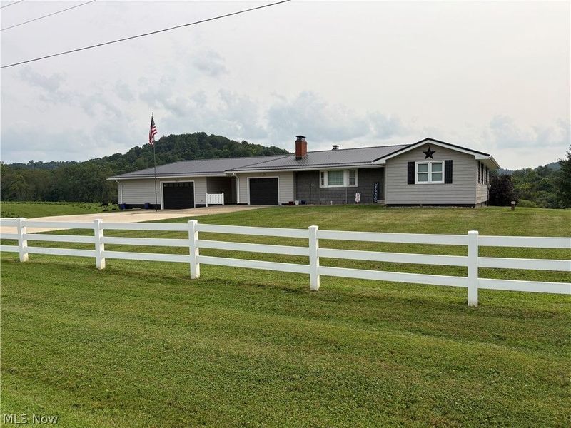 15103 State Route 258 SW, Newcomerstown, OH 43832 Photo 3