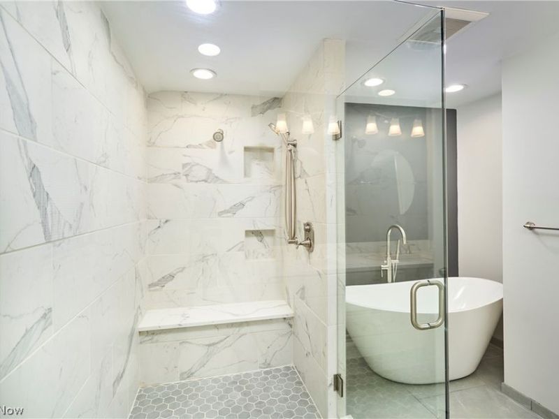 994 Worton Park Drive, Mayfield Village, OH 44143 Photo 4