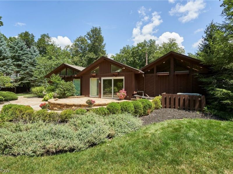 994 Worton Park Drive, Mayfield Village, OH 44143 Photo 5