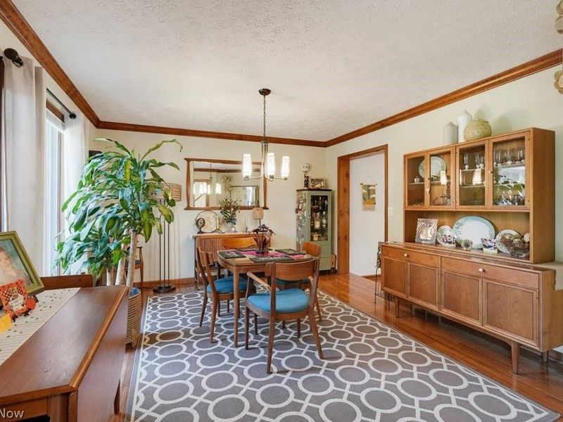 17553 Deer Ridge Circle, Strongsville, OH 44136 Photo 5
