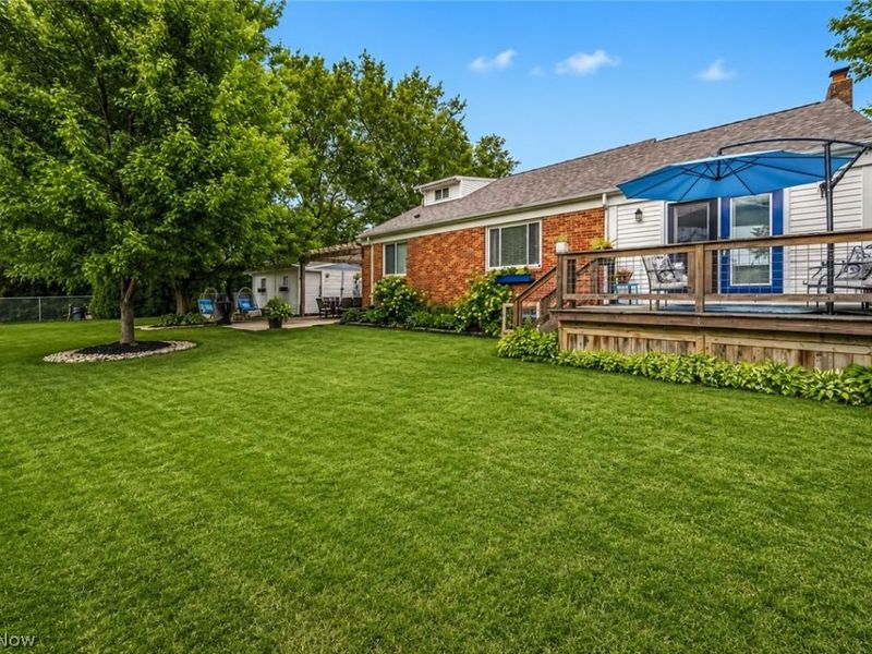 5758 Fitch Road, North Olmsted, OH 44070 Photo 7
