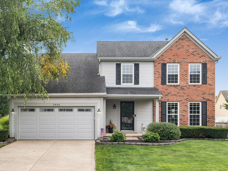 1836 Royal Oak Drive, Lewis Center, OH 43035 Photo 1