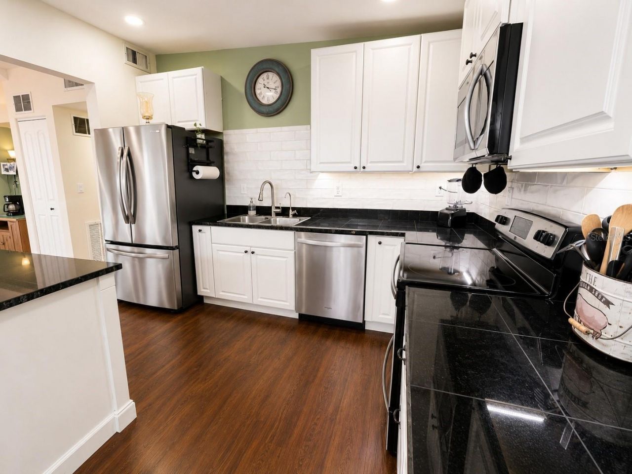 1004 Dartmouth Drive, Bradenton, FL 34207 Photo