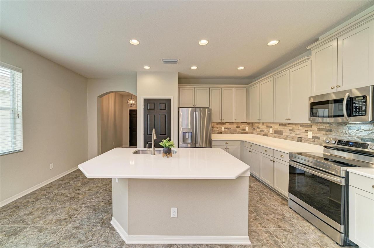 8920 39th Street Circle E, Parrish, FL 34219 Photo