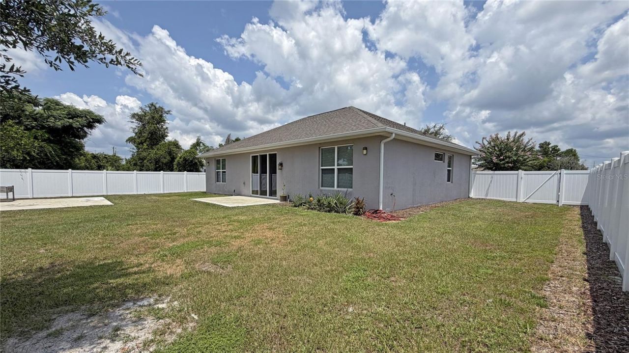1433 Lambert Street , Deltona, FL 32725 Photo