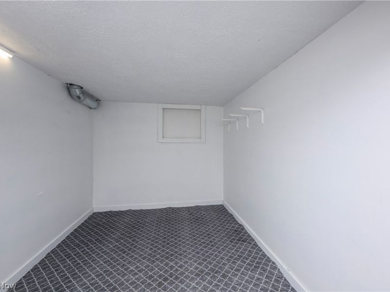 320 Oak Street, Uhrichsville, OH 44683 Photo 30