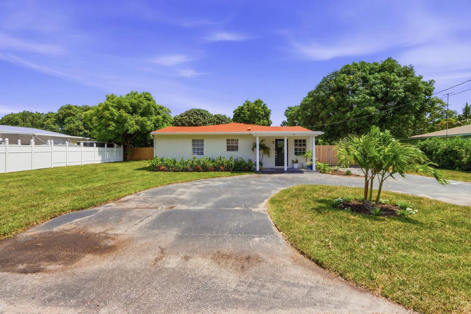 1900 Carissa Road, Lake Clarke Shores, FL 33406 Photo