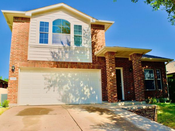 1708 Darjeeling DR, Pflugerville, TX 78660