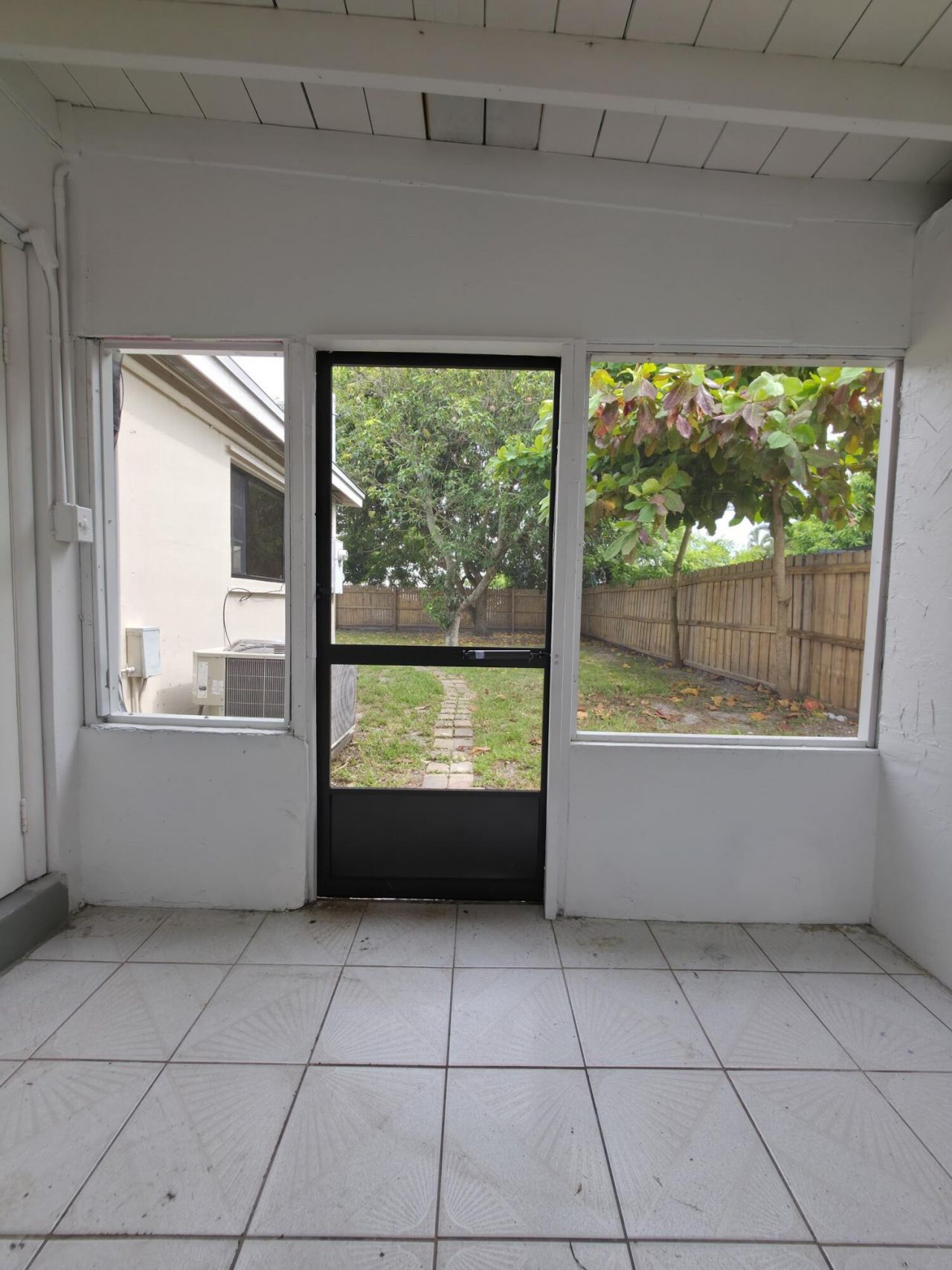 5536 Purdy Lane, West Palm Beach, FL 33415 Photo