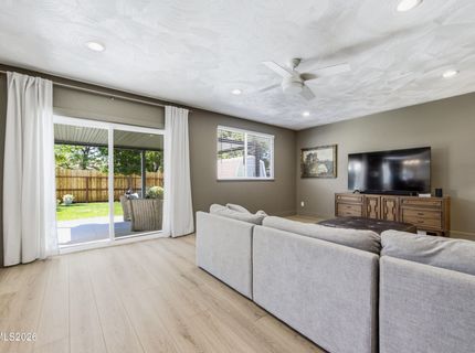 975 Joshua Drive, Reno, NV 89509 Photo