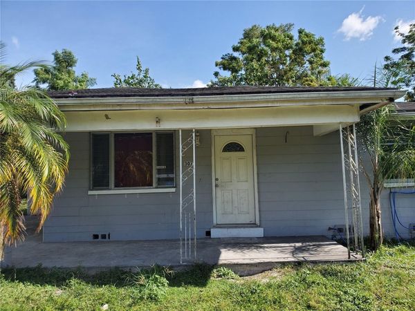 307 E 121ST AVENUE , TAMPA, FL 33612