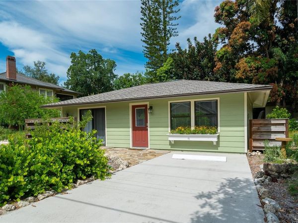 2475 ALAMEDA AVENUE , Unit B, SARASOTA, FL 34234