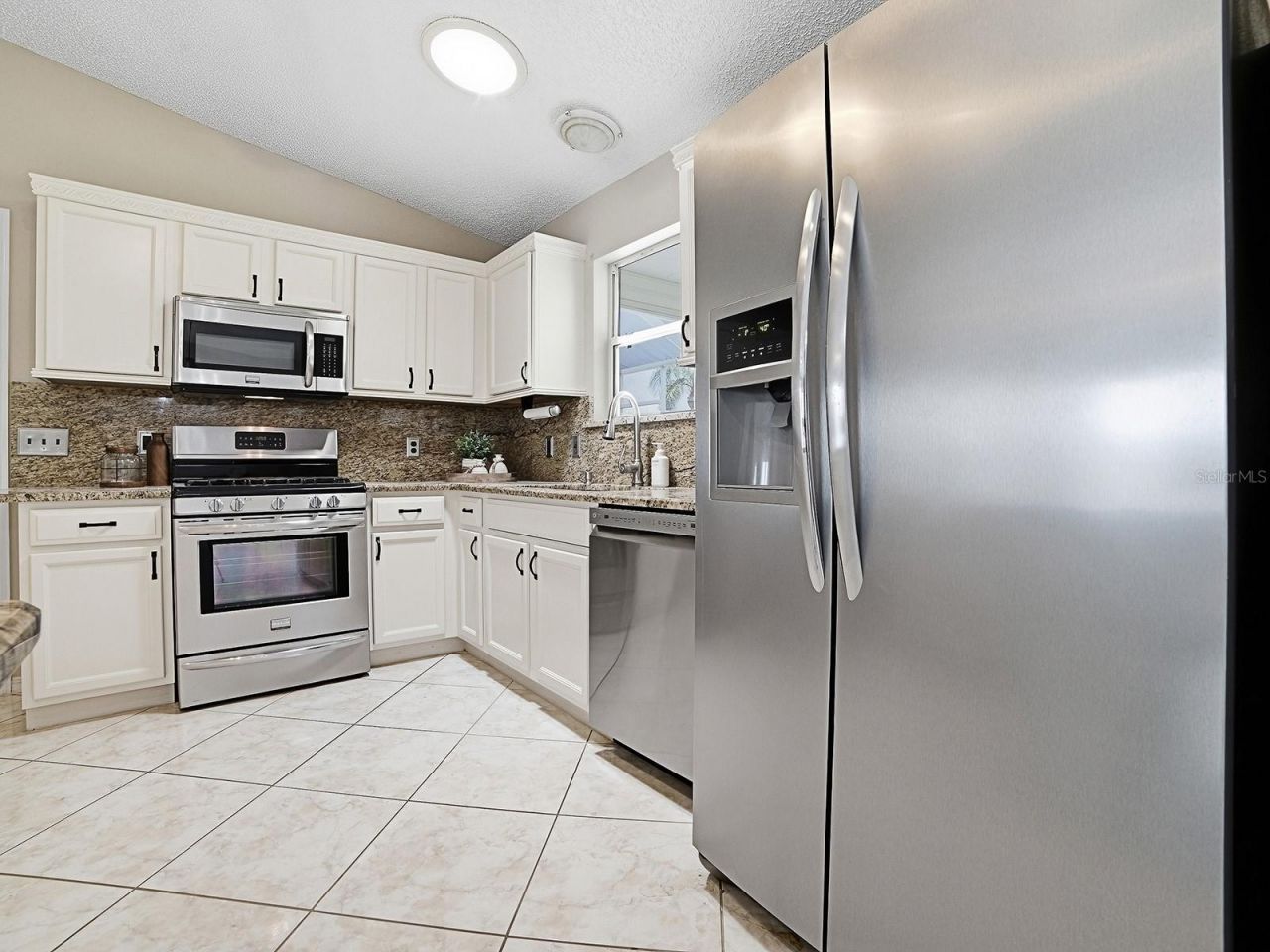 1611 Alhambra Way, The Villages, FL 32162 Photo