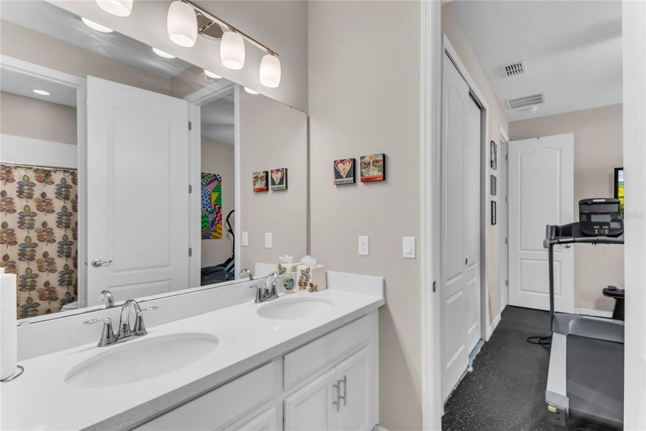 125 Robin Nest Drive, Oviedo, FL 32765 Photo