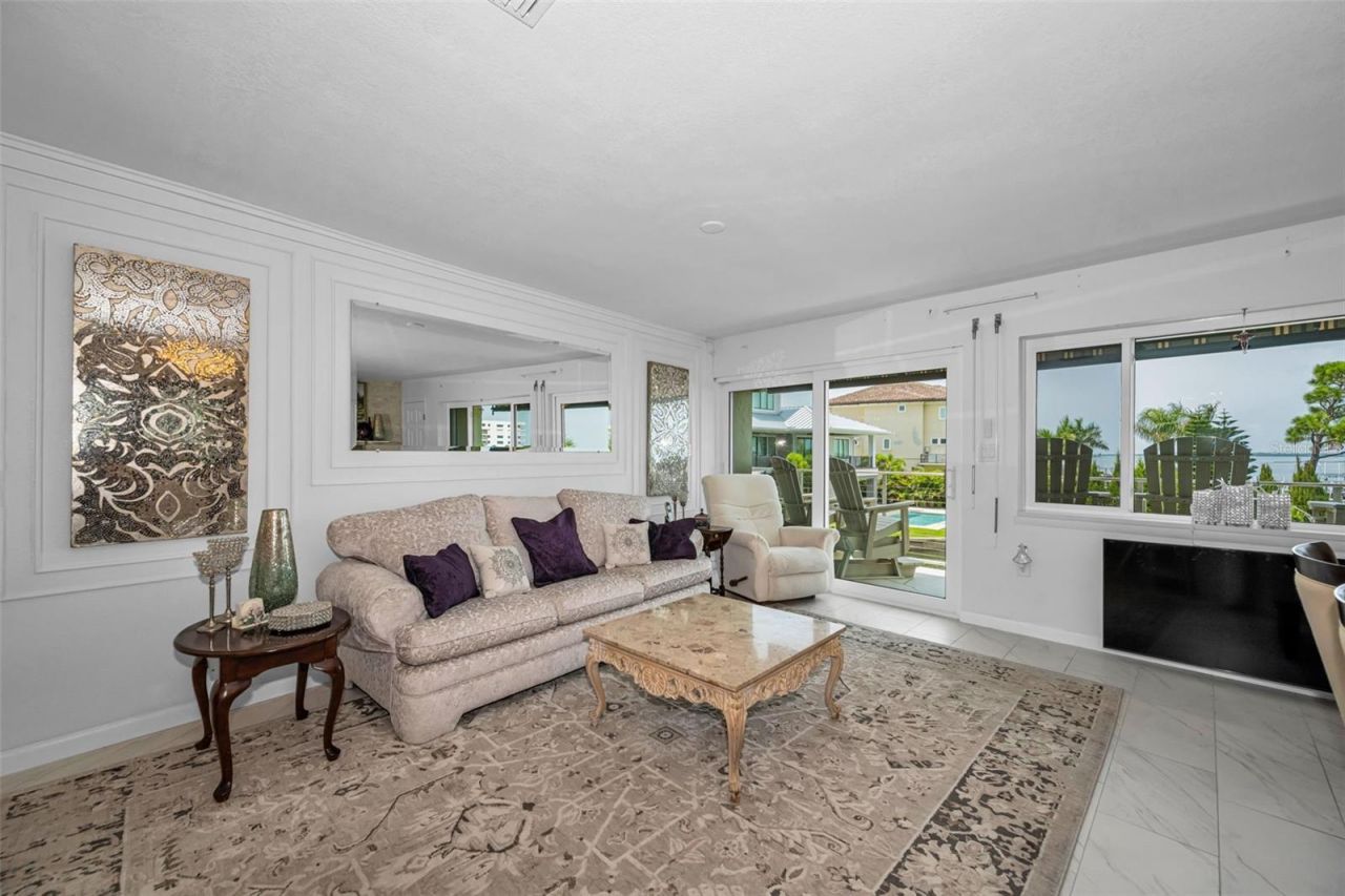 433 S Paula Drive , Unit 32, Dunedin, FL 34698 Photo