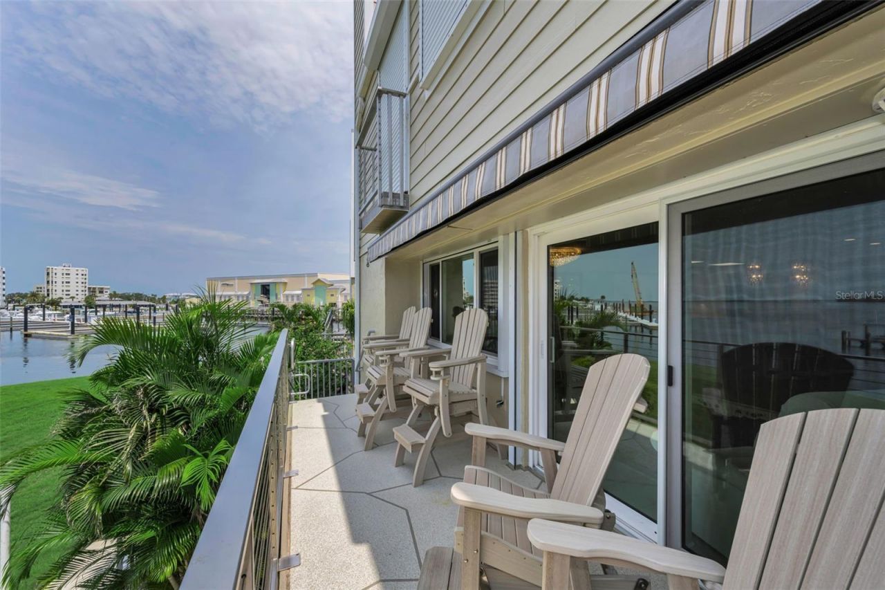 433 S Paula Drive , Unit 32, Dunedin, FL 34698 Photo