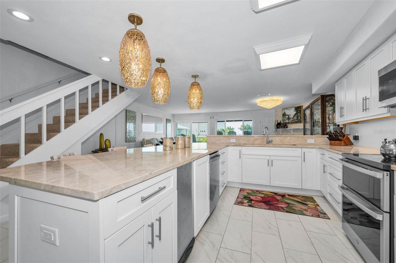433 S Paula Drive , Unit 32, Dunedin, FL 34698 Photo