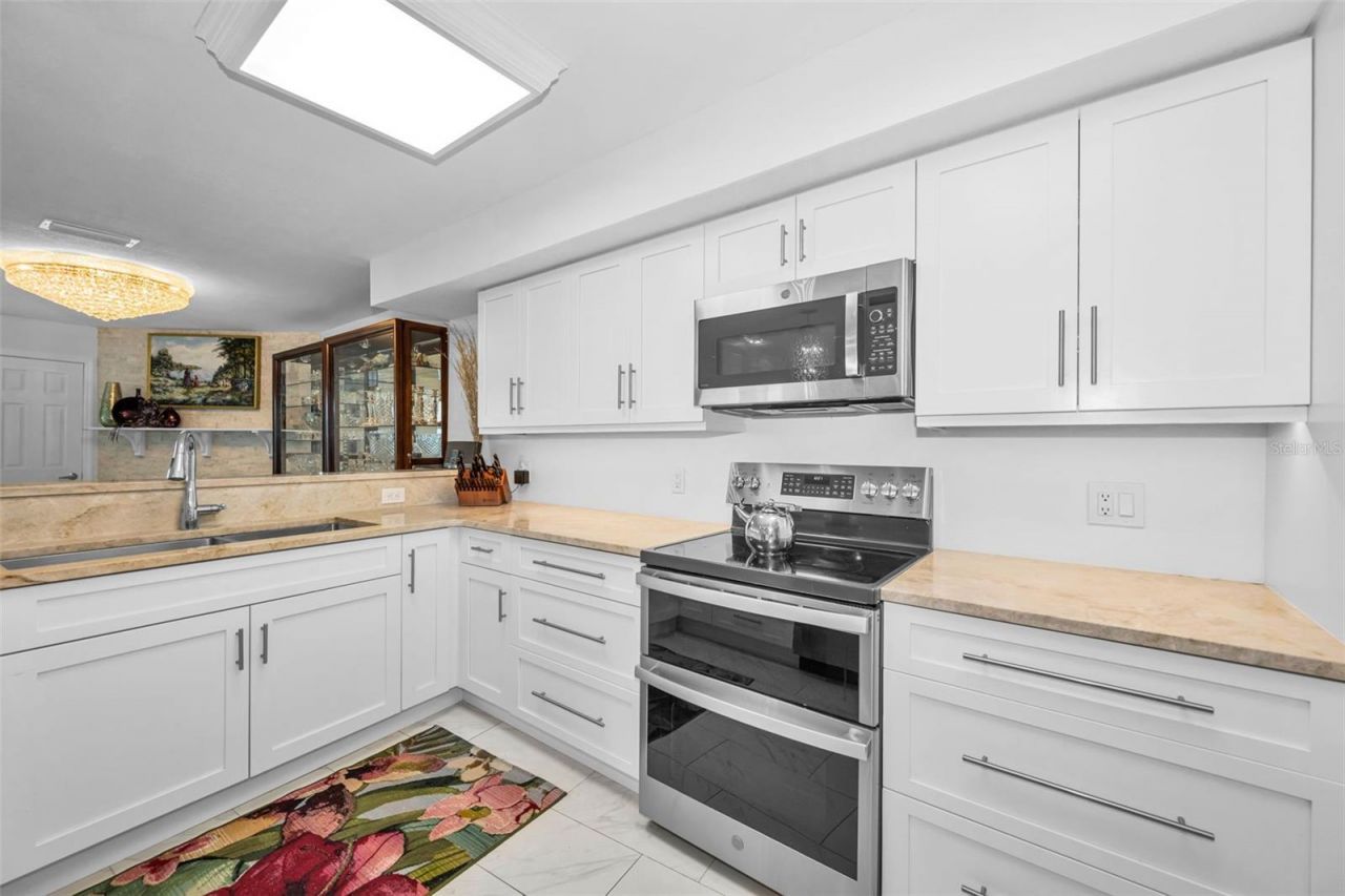 433 S Paula Drive , Unit 32, Dunedin, FL 34698 Photo