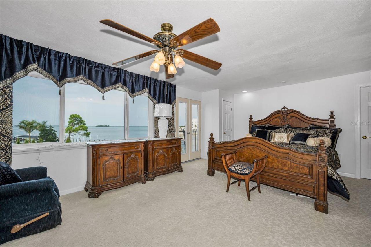 433 S Paula Drive , Unit 32, Dunedin, FL 34698 Photo