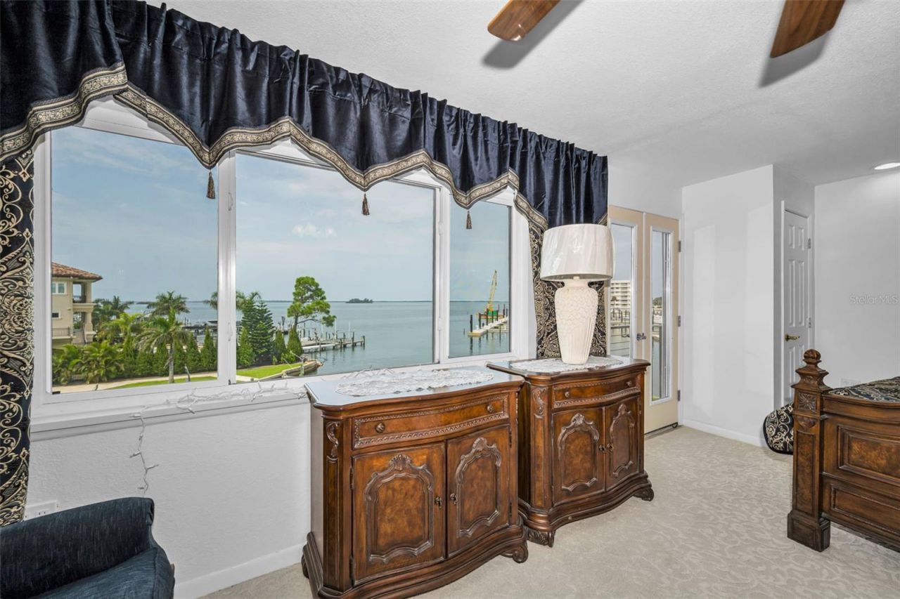433 S Paula Drive , Unit 32, Dunedin, FL 34698 Photo