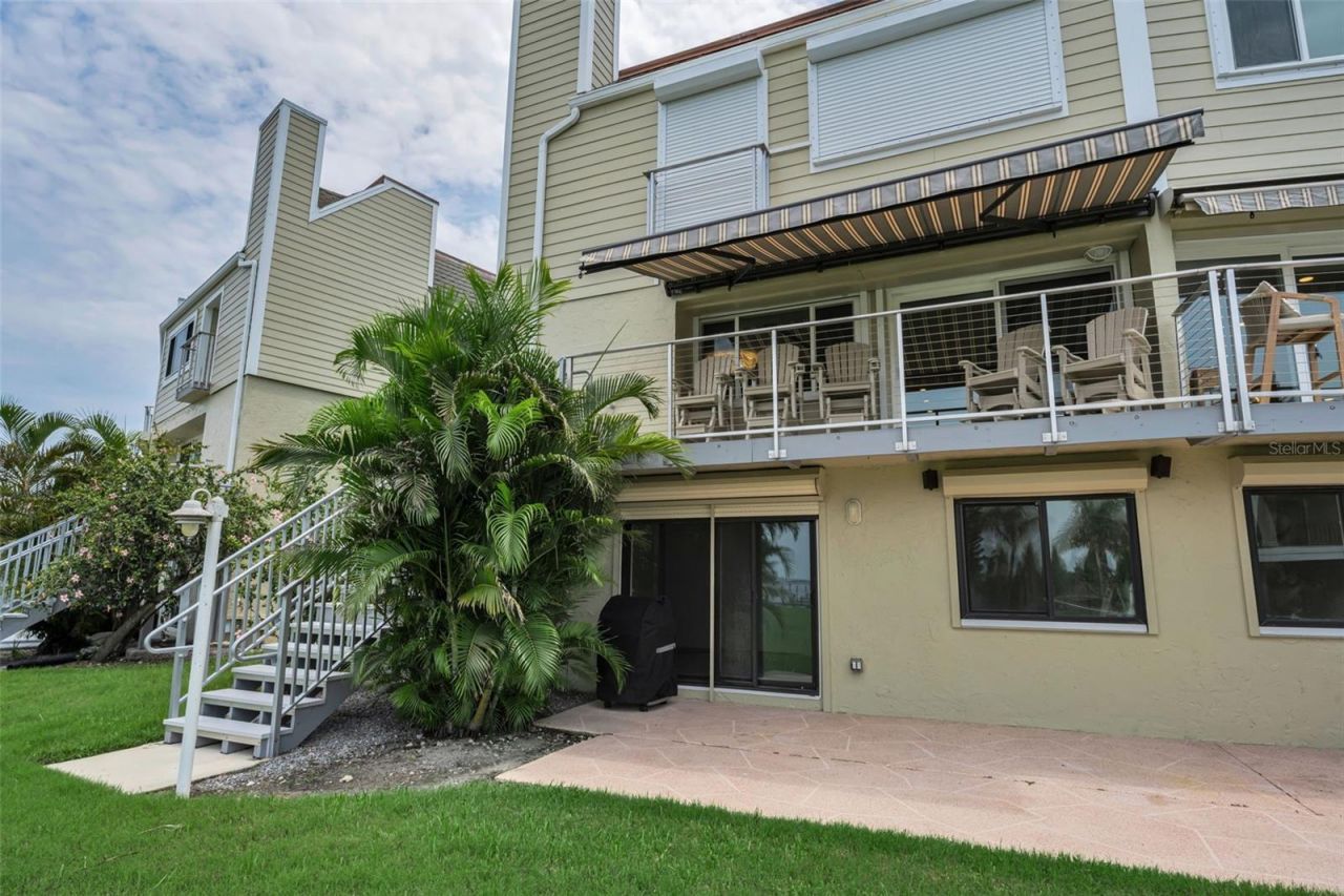 433 S Paula Drive , Unit 32, Dunedin, FL 34698 Photo