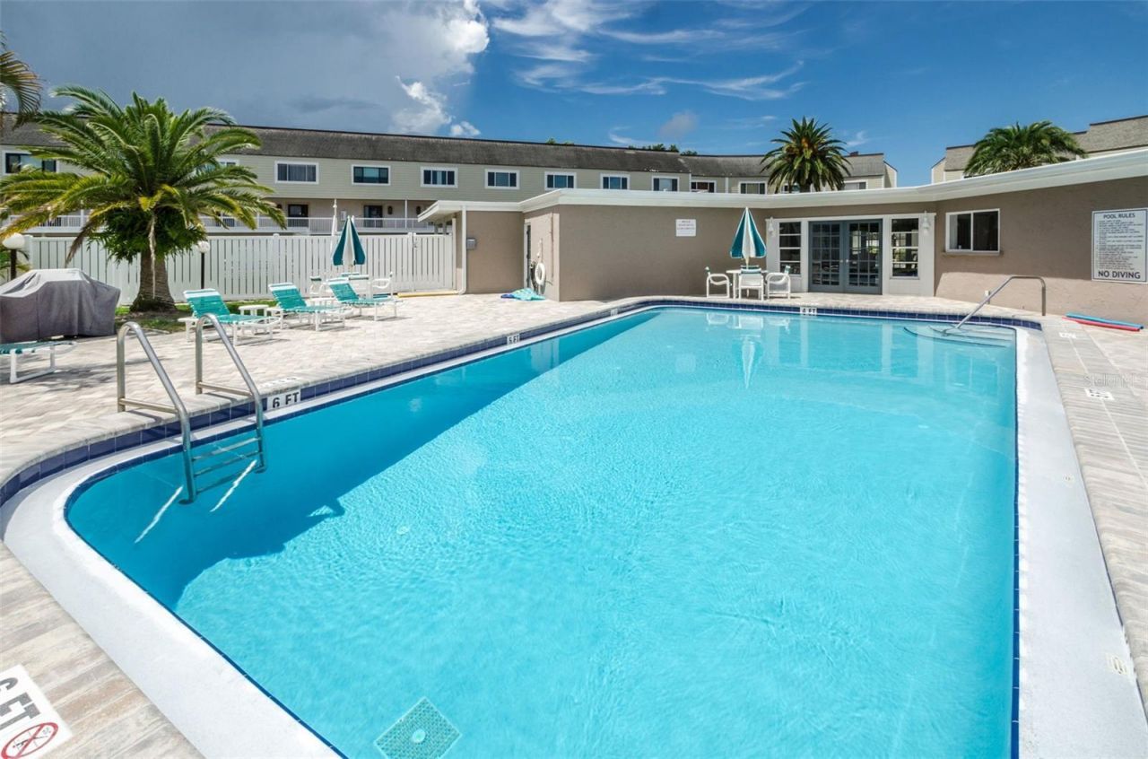 433 S Paula Drive , Unit 32, Dunedin, FL 34698 Photo
