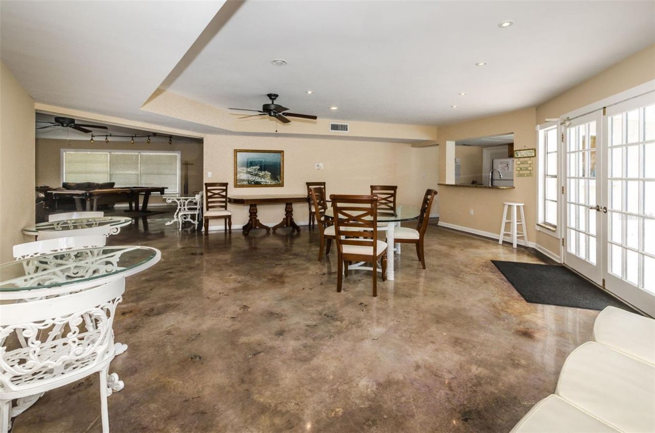 433 S Paula Drive , Unit 32, Dunedin, FL 34698 Photo