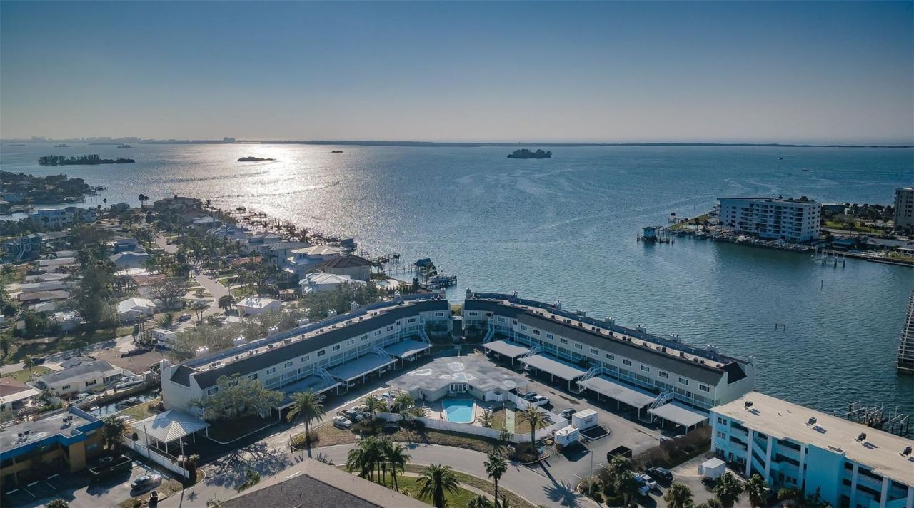 433 S Paula Drive , Unit 32, Dunedin, FL 34698 Photo