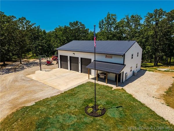 41 Howe Road, Eldon, MO 65026