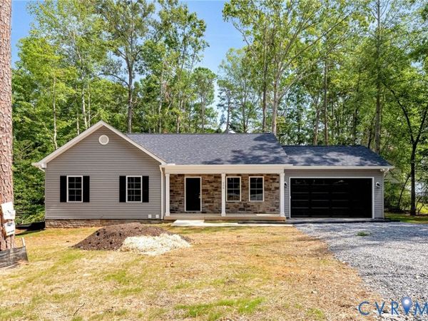 226 Sea Cliff Drive , Ruther Glen, VA 22546
