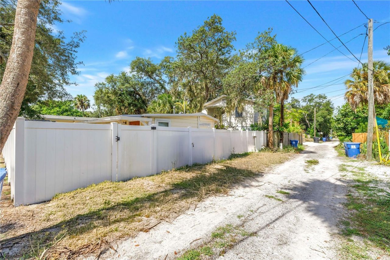 109 20th Avenue S, Saint Petersburg, FL 33705 Photo