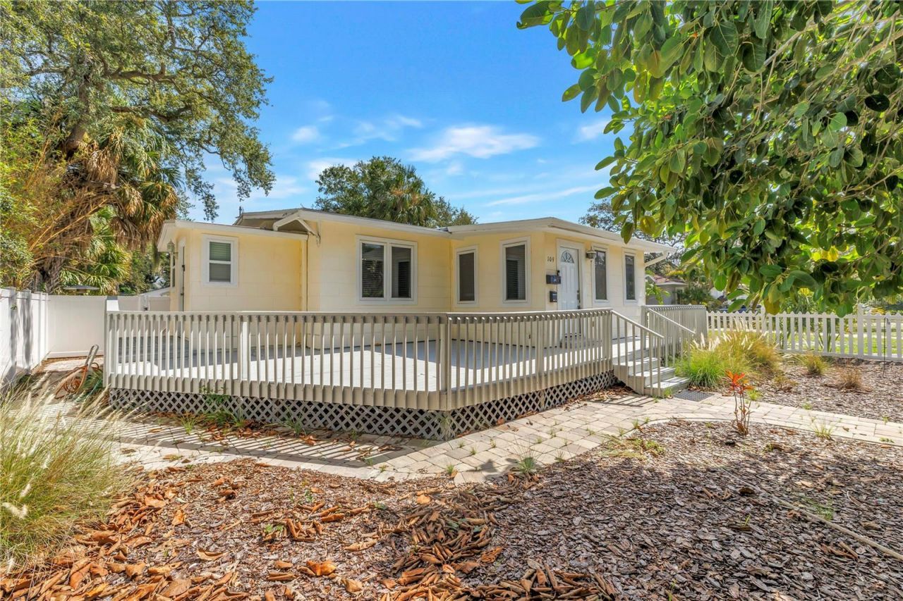 109 20th Avenue S, Saint Petersburg, FL 33705 Photo