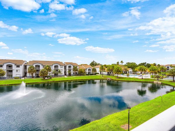 2620 S University Drive, Unit 308, Davie, FL 33328