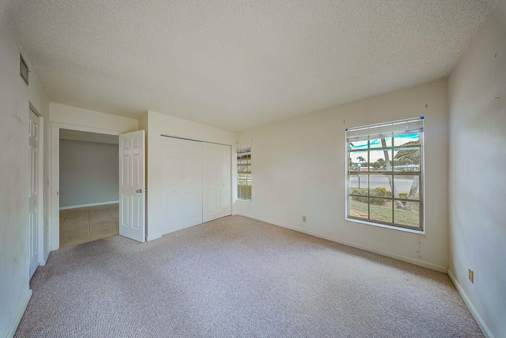 546 Covered Bridge Boulevard, Unit A, Lake Worth, FL 33467 Photo
