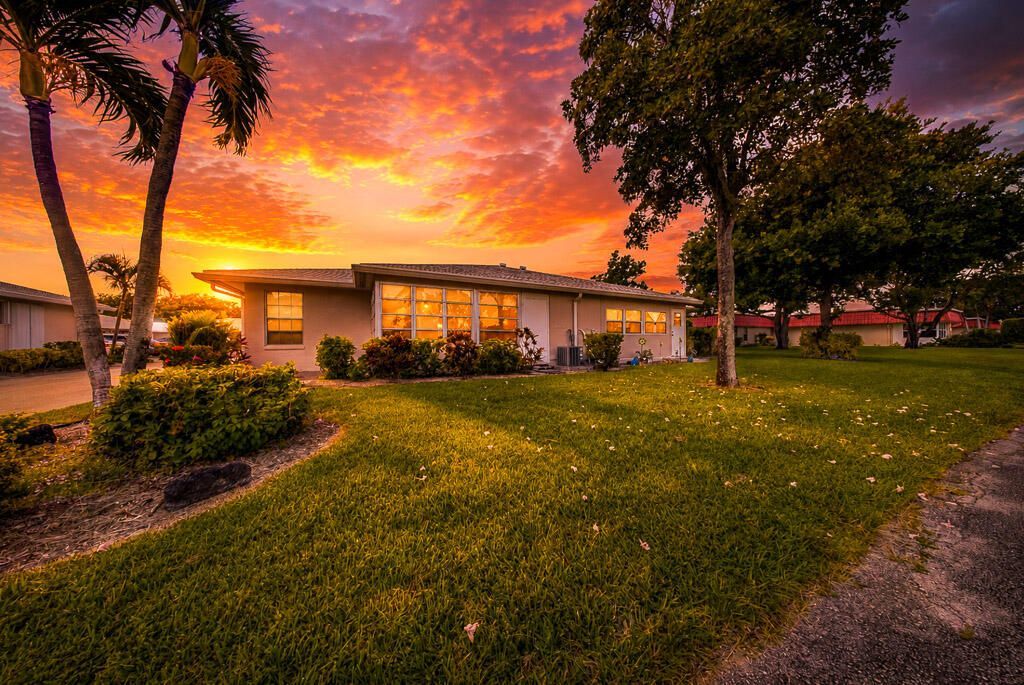 546 Covered Bridge Boulevard, Unit A, Lake Worth, FL 33467 Photo