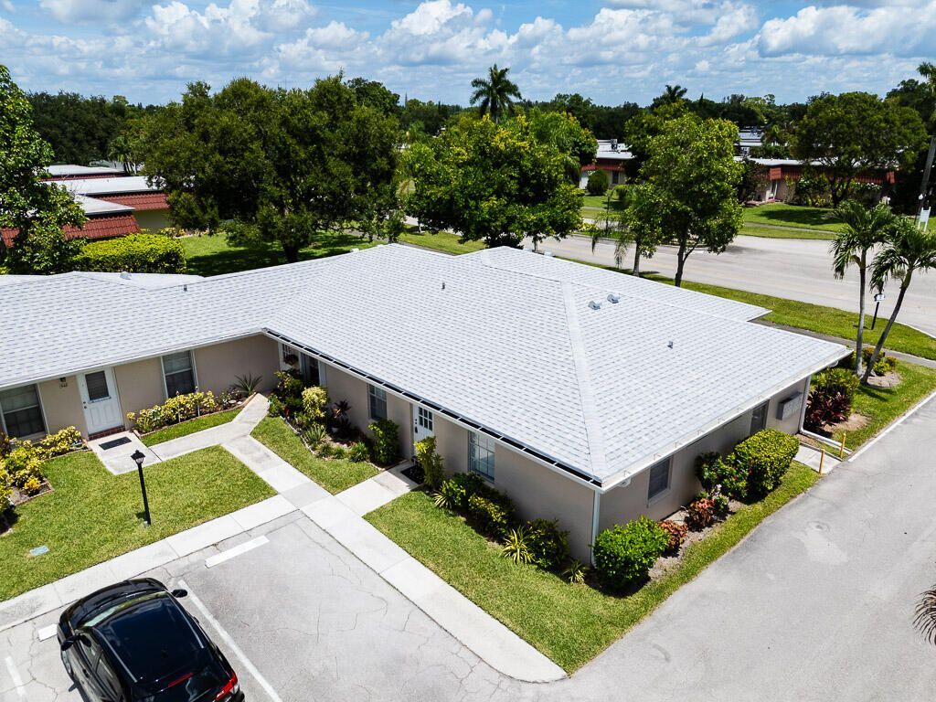 546 Covered Bridge Boulevard, Unit A, Lake Worth, FL 33467 Photo