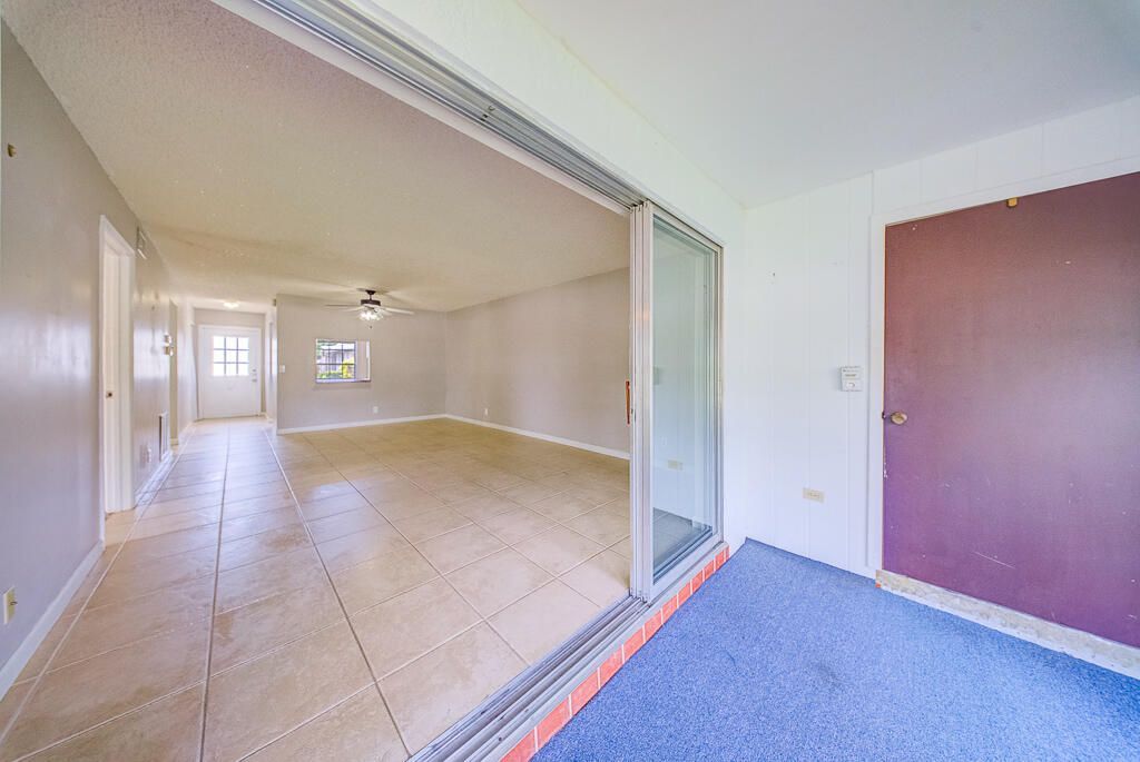 546 Covered Bridge Boulevard, Unit A, Lake Worth, FL 33467 Photo